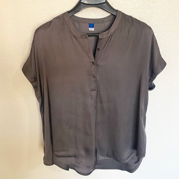 Old Navy Women's Gray Satin Blouse - Picture 1 of 2